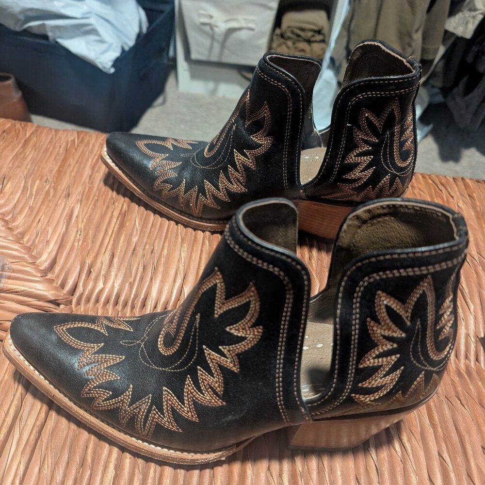 Ariat Women's Dixon Brooklyn Black boots